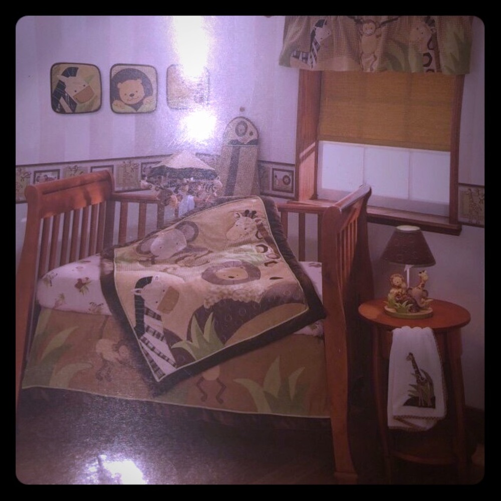Crib Bedding